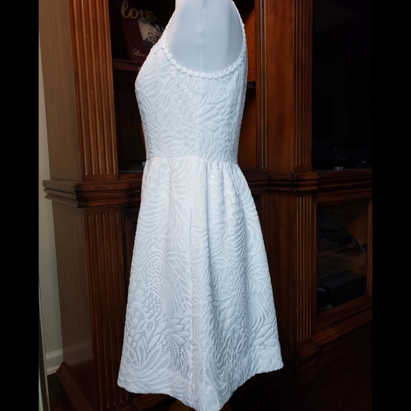 Lilly Pulitzer dress - Picture 4 of 8